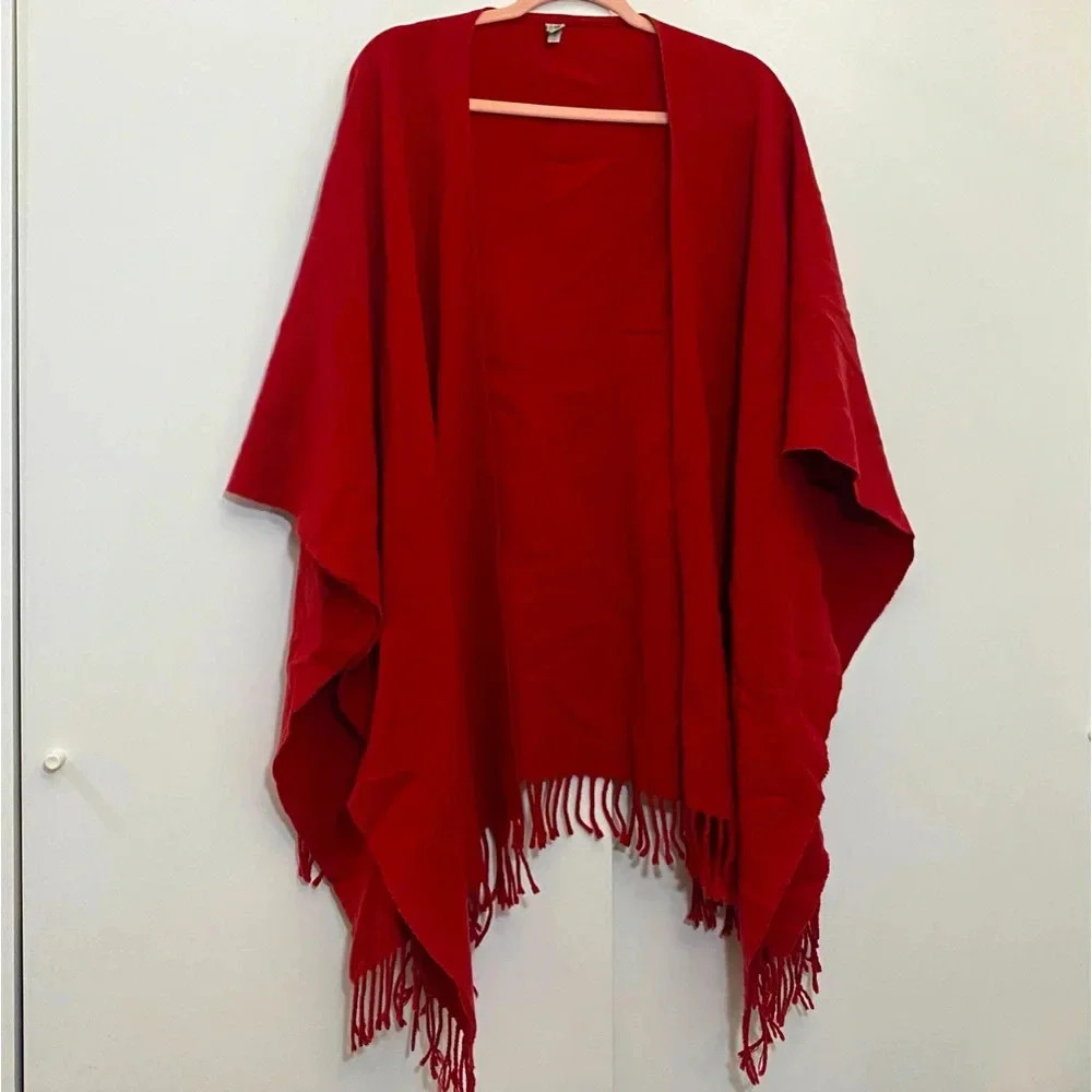 LAURA ASHLEY vintage 100% wool  red women’s shawl fringe feminine cardigan s-OS